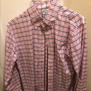 Brooks Brothers Men’s Regent Shirt Size Medium